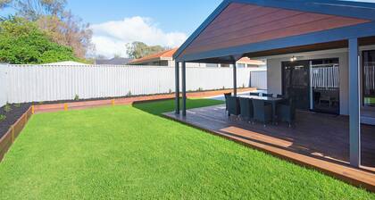 5 Bedroom home meters from the beach