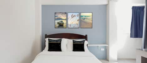 Superior Double Room | Desk, laptop workspace, free WiFi