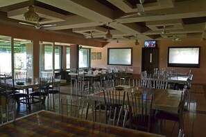 Restaurant - Presidency Highland Resort (Patan)