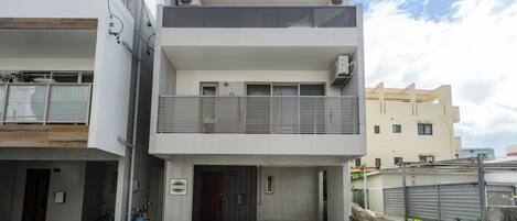 Majoituspaikan julkisivu