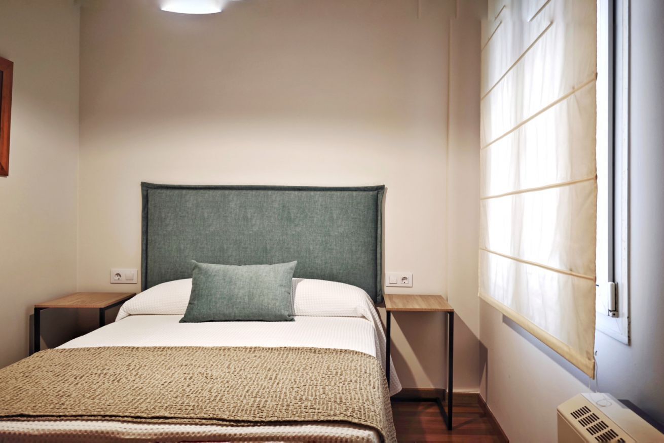 3 bedrooms, iron/ironing board, travel crib, WiFi