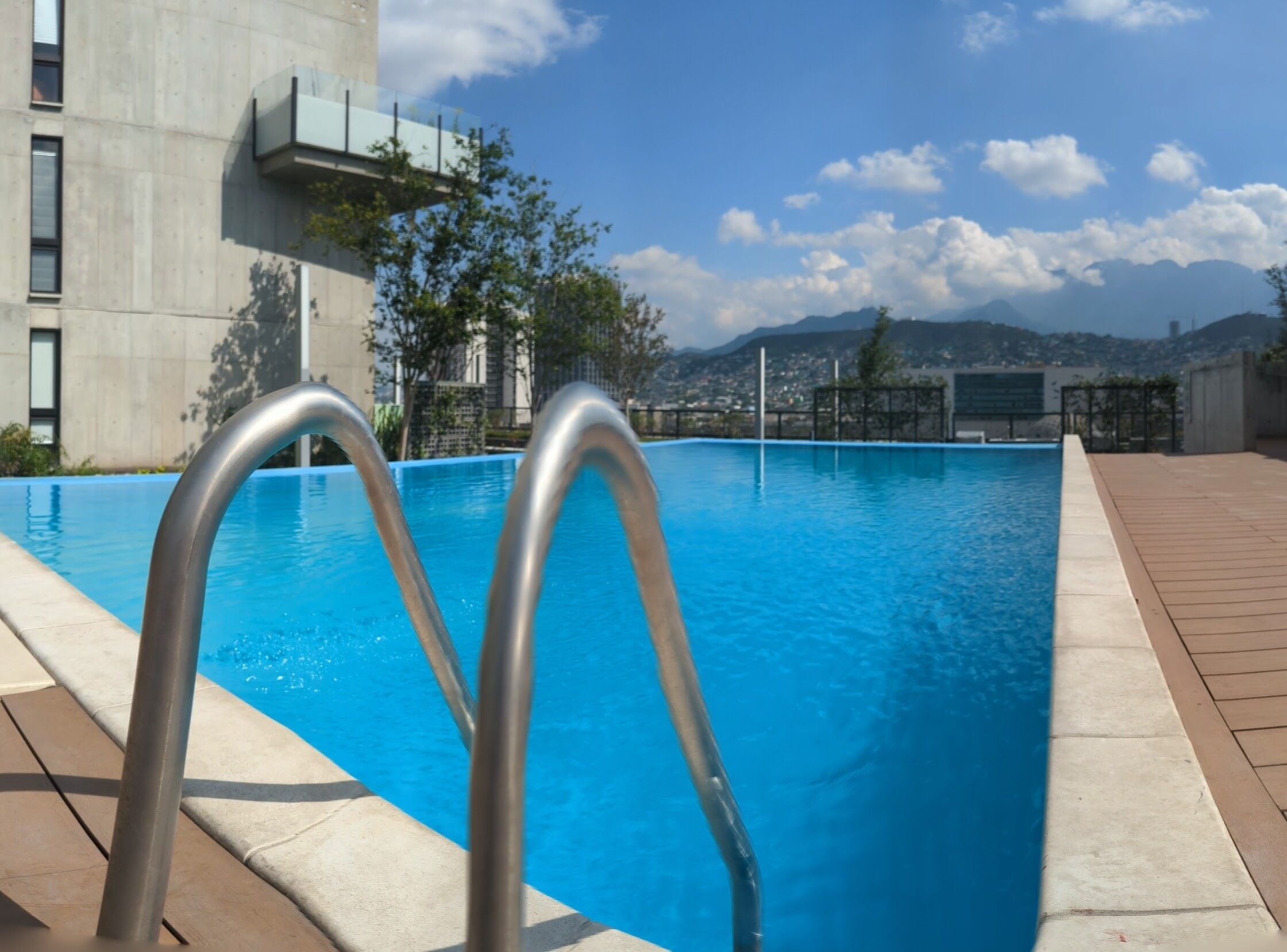 Piscina all'aperto