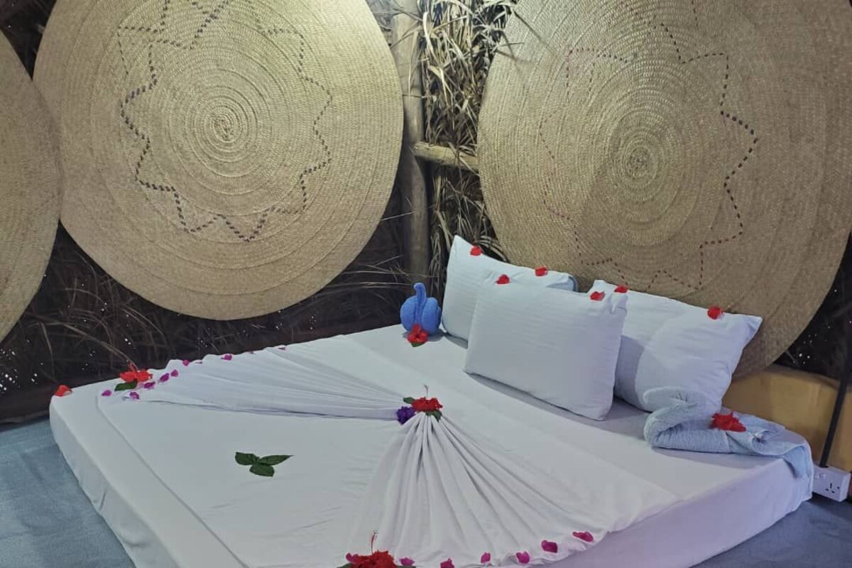 Minibar, laptop workspace, WiFi (free), individually decorated