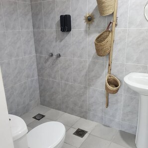 Bathroom - Polepole House (Nungwi)
