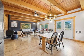 Interior - Cozy Cabin on 77 acres with Private Lake - Pet Friendly! (Clearwater)