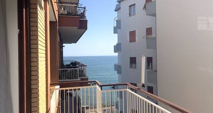 Lo Scorcio sul Mare Apartment - Lo Scorcio Sul Mare Apartment