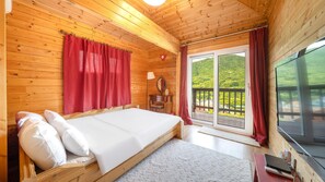 Basic Room, 1 Bedroom (Room 105) | 1 bedroom, free WiFi - Yangpyeong Isobiyagi Spa Pension (Yangpyeong)