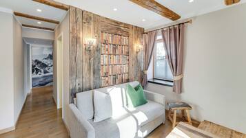 Deluxe-Apartment, Stadtblick | Wohnbereich
