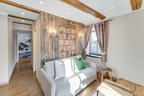 Appartement Deluxe, vue ville | Coin séjour