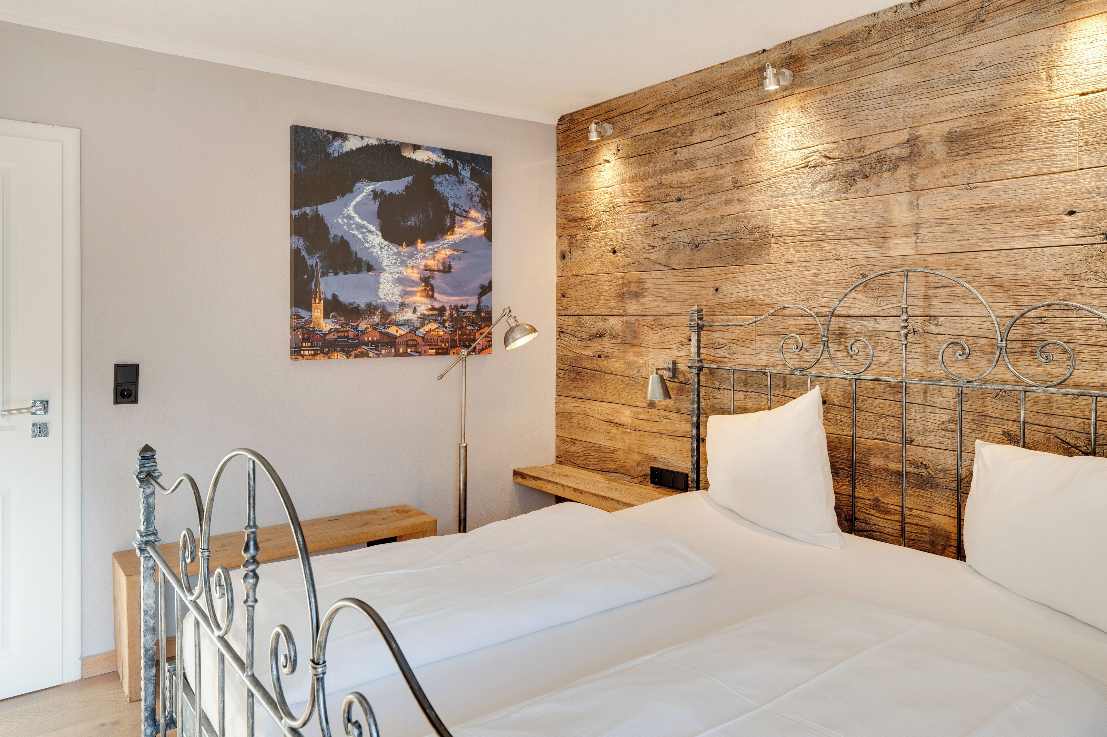 Luxury-Apartment, Bergblick | Individuell dekoriert, individuell eingerichtet, Verdunkelungsvorhänge