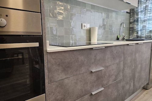 1a128 Moderno apartamento 6p/3h
