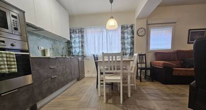 1a128 Moderno apartamento 6p/3h