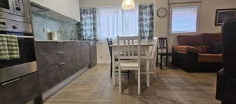 1A128 Moderno apartamento 6p/3h