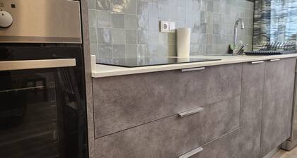 1A128 Moderno apartamento 6p/3h