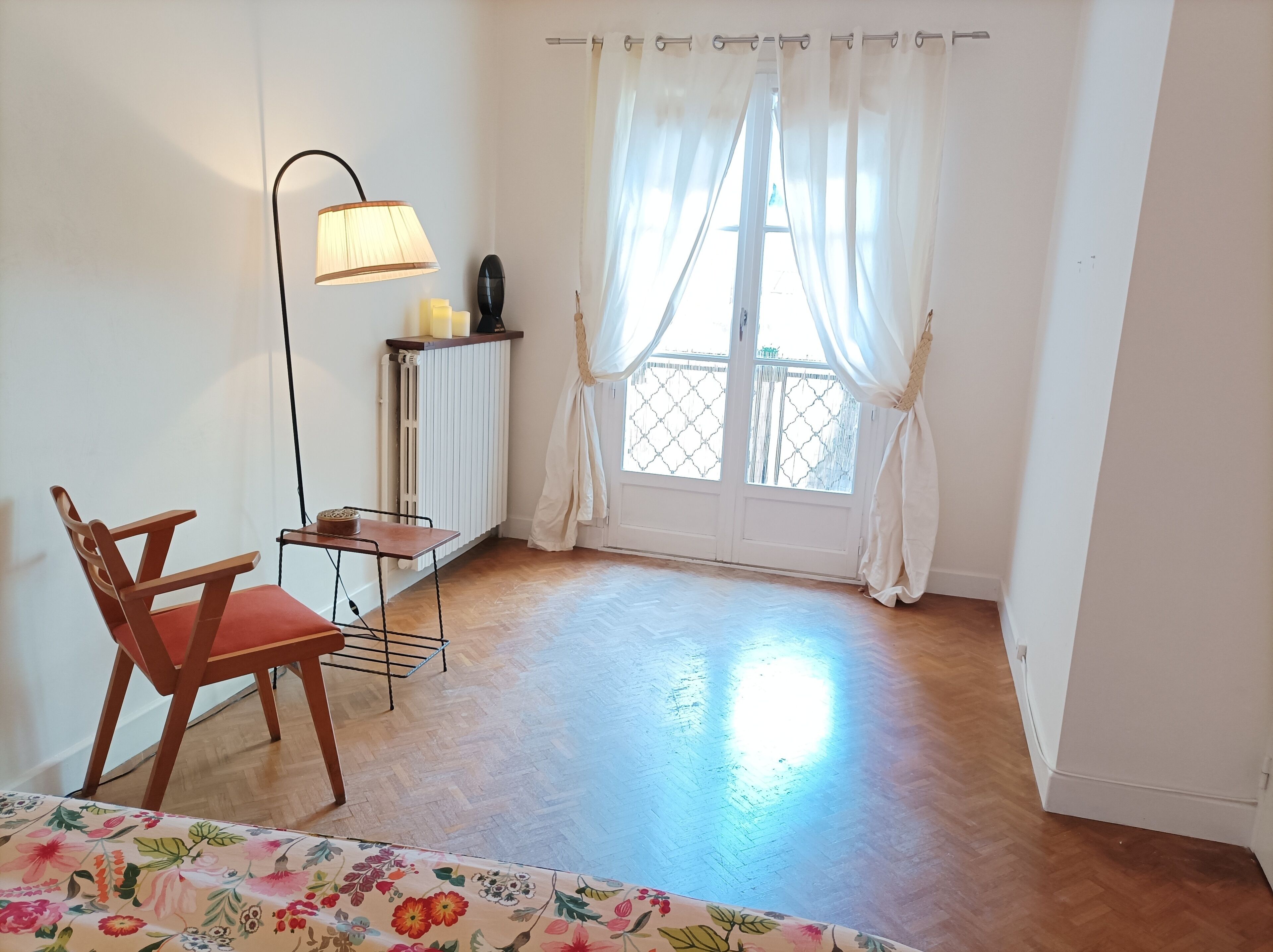 2 bedrooms, iron/ironing board, travel cot, bed sheets