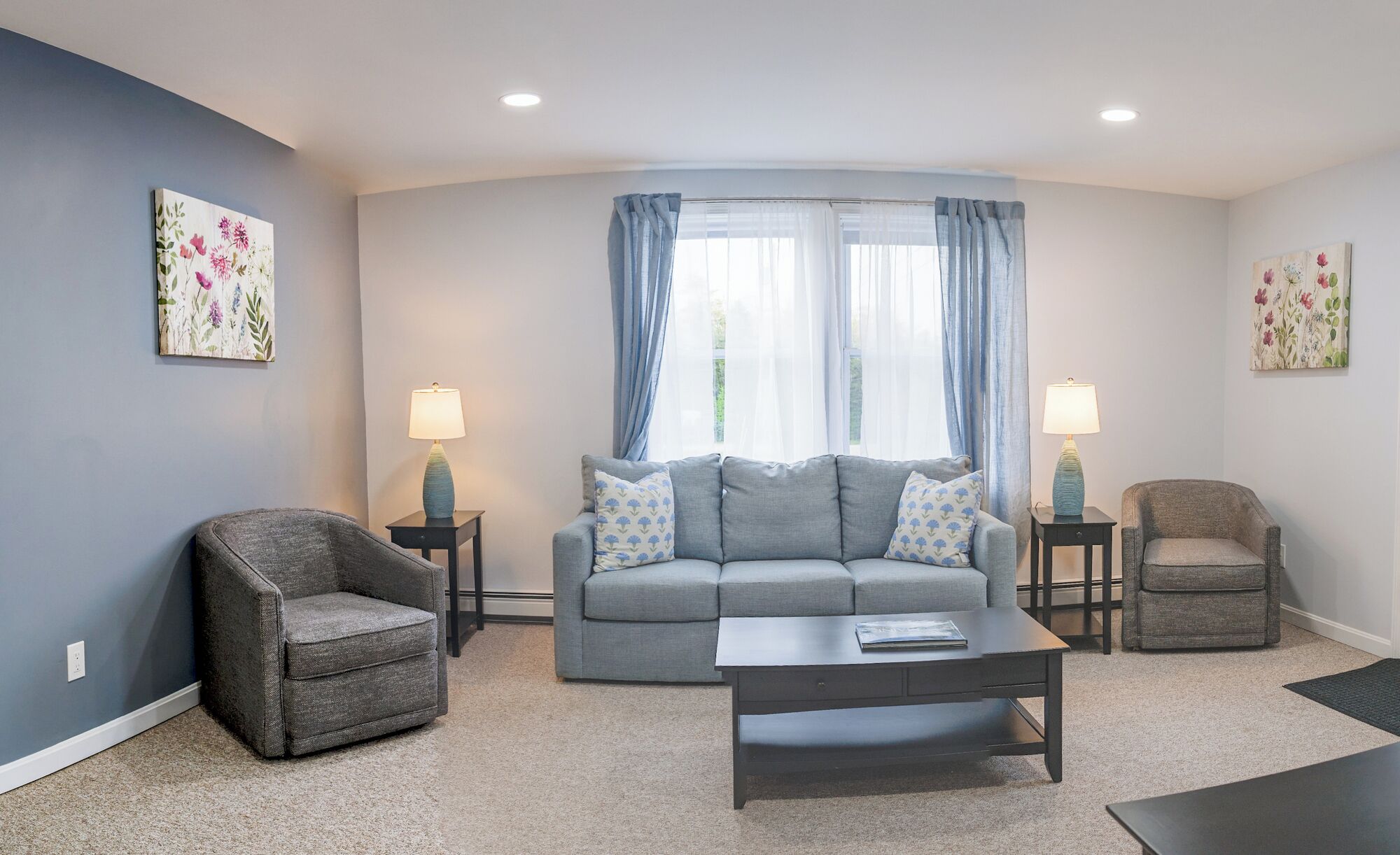 Elite Apartment | Living area