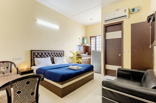 Lime Tree Studio Near Fortis Gurgaon