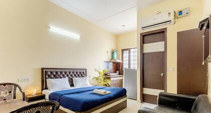 Lime Tree Studio Near Fortis Gurgaon