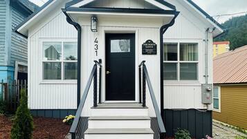 تفاصيل الفندق من الخارج