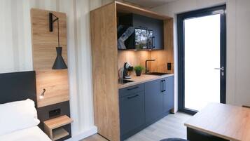 1 camera, Wi-Fi, lenzuola