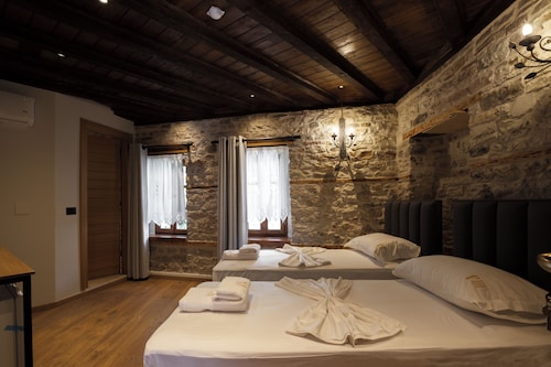 Furra Restaurant & Rooms