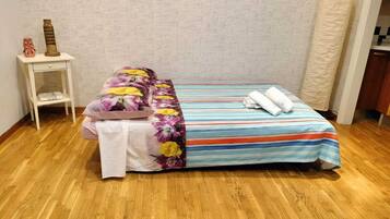 2 Schlafzimmer, Bügeleisen/Bügelbrett, WLAN, Bettwäsche