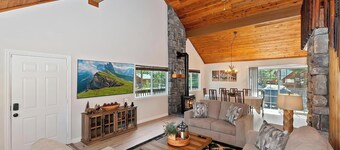 Sugar Beary Retreat By Destination Big Bear:Pet Friendly! Spacious Cabin Near Snowplay, Tubing, Lake & Ski Resorts!