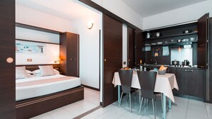 Ảnh chưa phân loại, 5 trong số 22 ảnh, nút