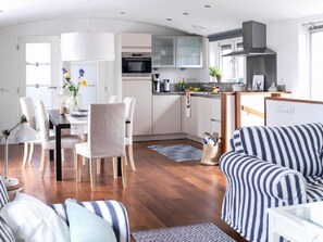 Villa | 3 bedrooms - Watervilla in Loosdrecht (Loosdrecht)