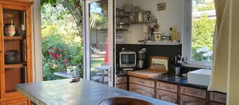 Ty-Ma-Bro (Chez soi en breton)
650 mètres de la Pointe Saint Gilles