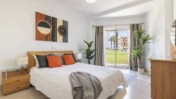 3 dormitorios, tabla de planchar con plancha, wifi y ropa de cama