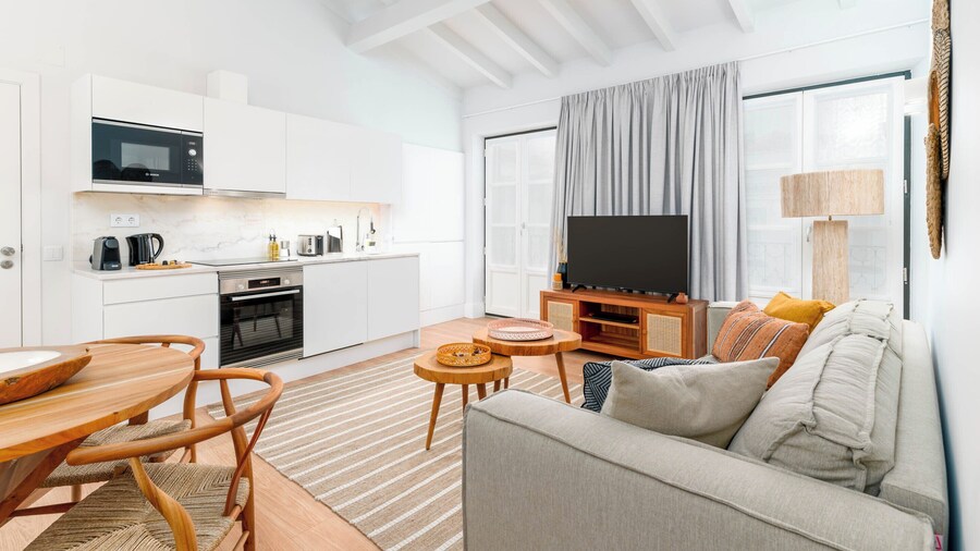 Limehome Evora Rua de Machede 52