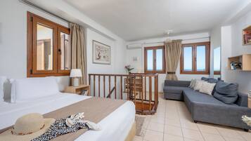 1 Schlafzimmer, Schreibtisch, Bügeleisen/Bügelbrett, Reisekinderbett