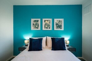 3 bedrooms, WiFi, bed sheets - Tranmere House 3 BR Workstays UK Best Rates Direct (Middlesbrough)