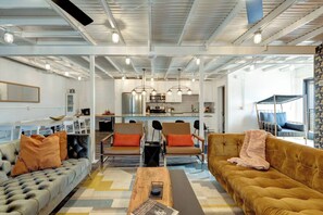Smart TV, offices