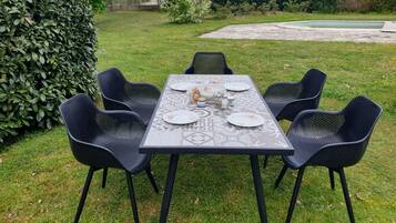 Buiten dineren