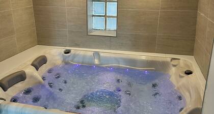 2 bedroom private vacation home in amboise