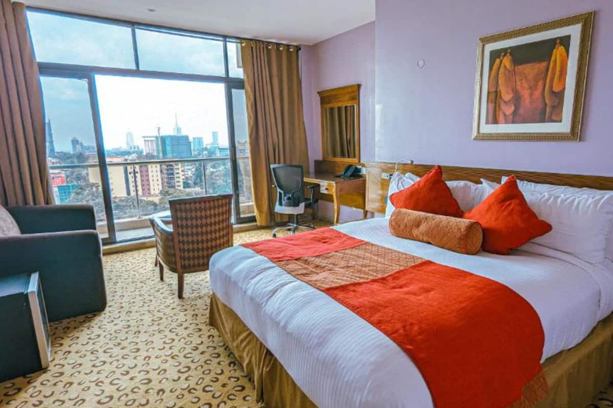 Quarto casal superior | Wi-Fi de cortesia, roupa de cama