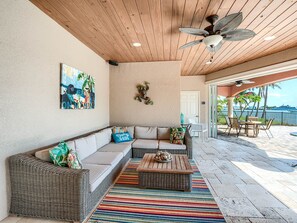 Terrace/patio - Waterside Dream Picture Perfect Private Pool (Fort Myers Beach)