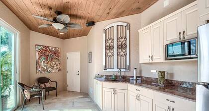 Waterside Dream Picture Perfect Private Pool