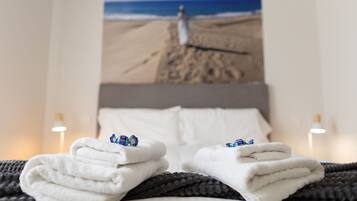 2 soverom og strykejern/-brett