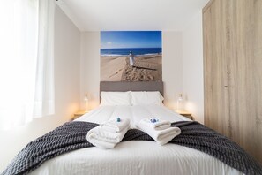 2 bedrooms, iron/ironing board