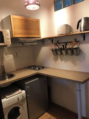 Private kitchen - Charming studio 2 steps from Notre-Dame (Paris)