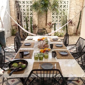 Outdoor dining