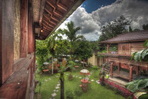 Exterior - Bello Bungalow (Montong Gading)