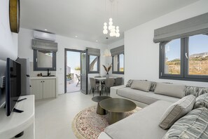 Suite executiva, 2 dormitoris, banyera d'hidromassatge | 1 dormitori, roba de llit d'alta qualitat i caixa forta a l'habitació