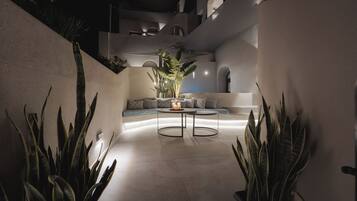 Executive Suite with outdoor Hot Tub | Terrasse/patio