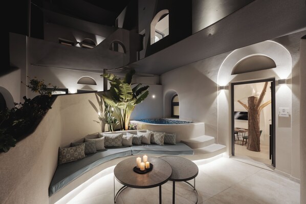 Executive Suite with outdoor Hot Tub | Terraza o patio