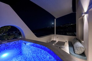Galaria Serenity Villa with outdoor Hot Tub | Roupas de cama premium, cofres nos quartos, individualmente decorados
