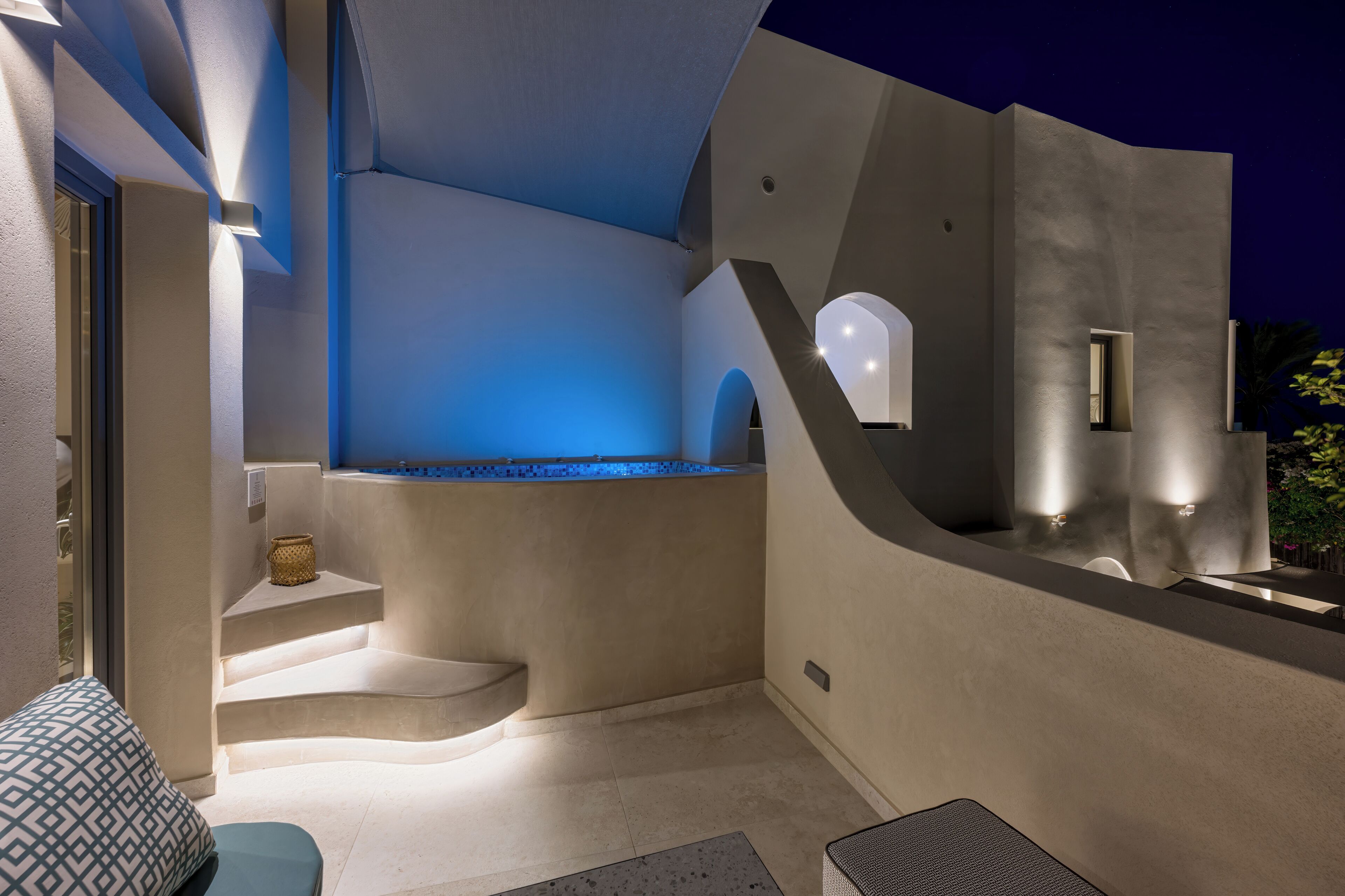 Galaria Serenity Villa with outdoor Hot Tub | Sengetøy av topp kvalitet, safe på rommet og individuelt dekorert